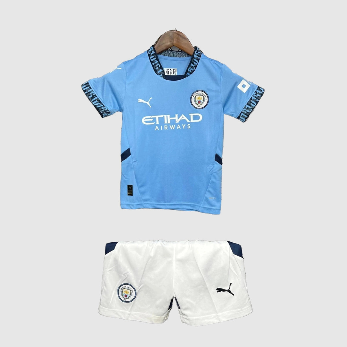 Manchester City Home Kids Kit 2024/25 - photo 3