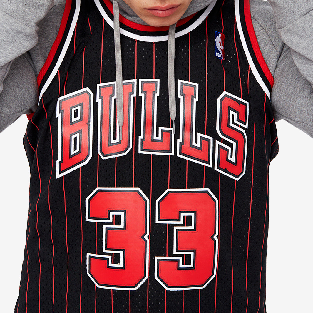 Chicago Bulls Scottie Pippen Swingman Jersey - photo 4