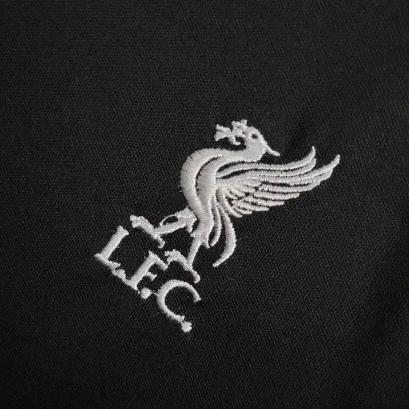 Liverpool Away Kids Kit 2024/25 - photo 5