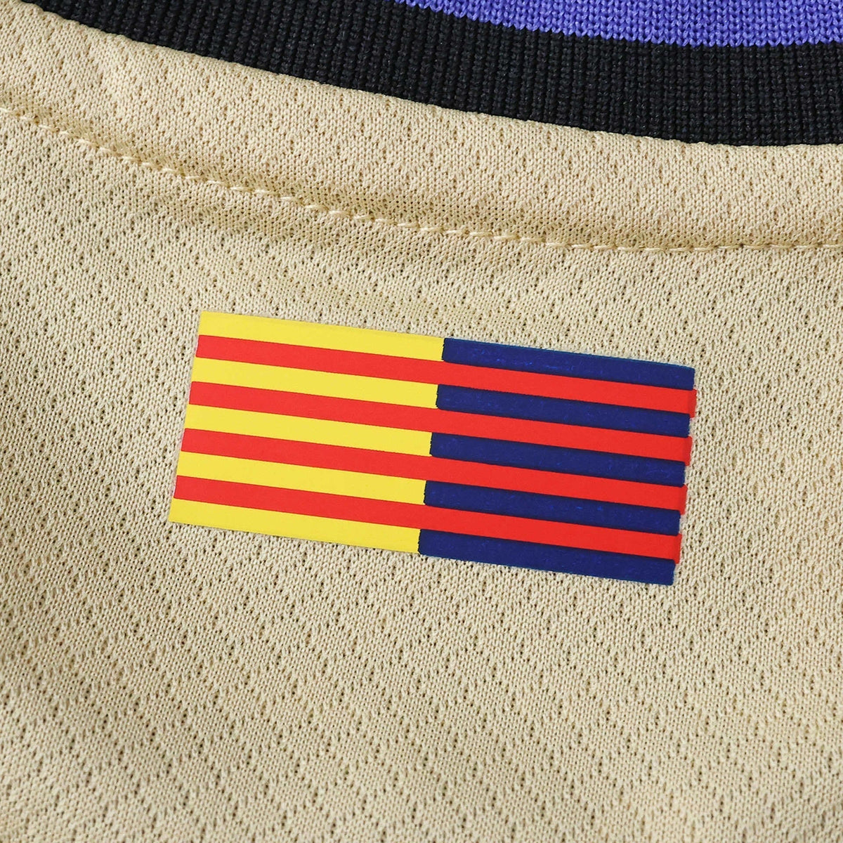 Barcelona Away Kids Kit 2025/26 - photo 5