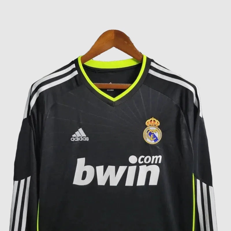 Real Madrid Retro Away Long Sleeve Jersey 2010/11 - photo 2