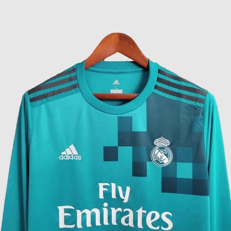 Real Madrid Retro Long Sleeve Jersey 2017/18 - photo 2