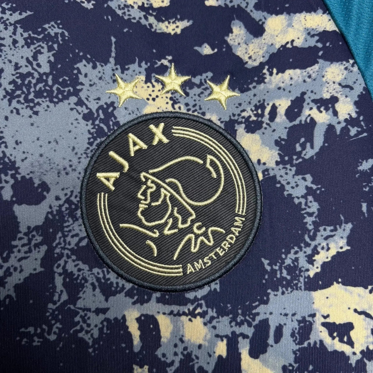 Maglia Ajax Away 24/25 - Blu Navy con Stampa Mimetica - foto 4