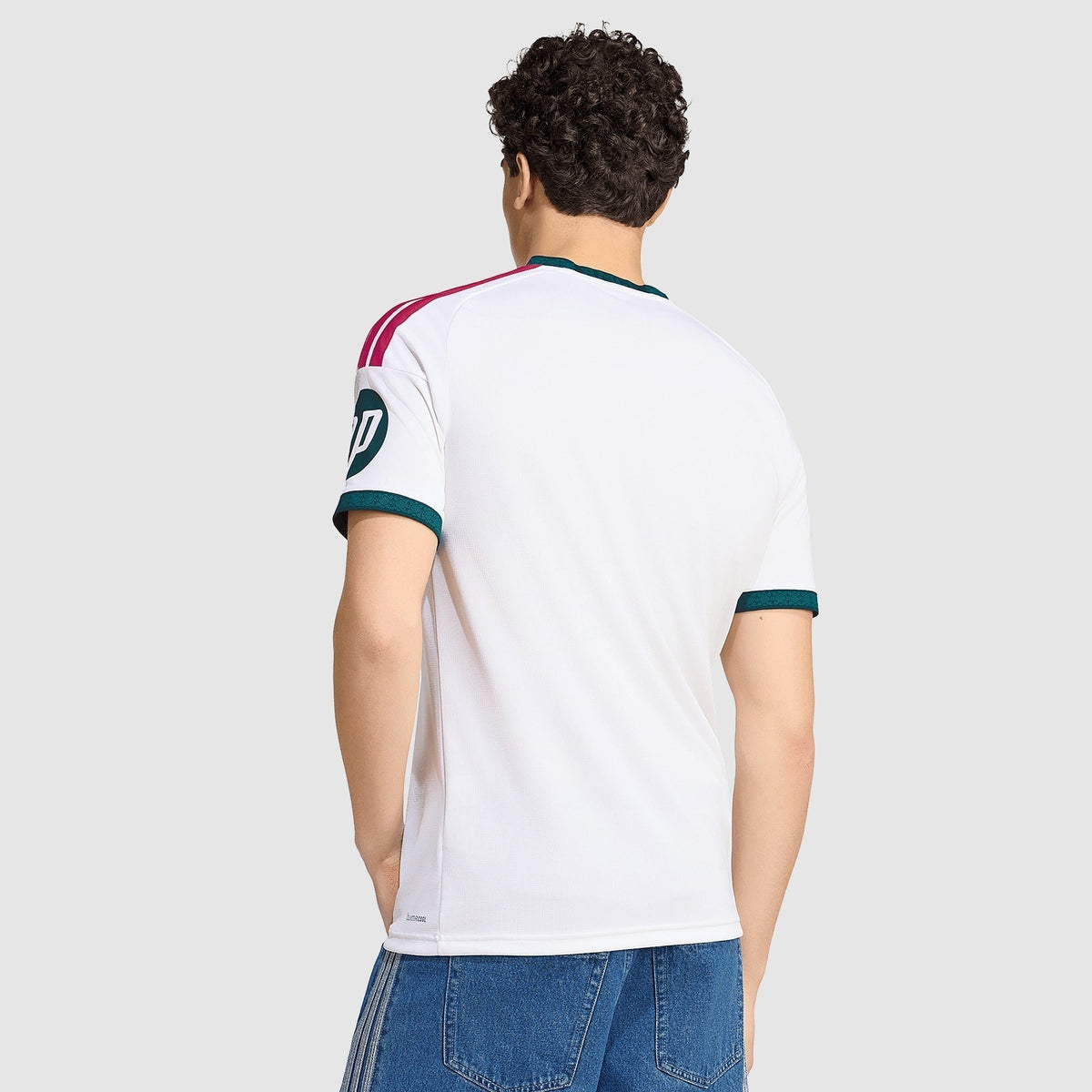 Real Madrid Home Jersey 2026/27 - photo 3