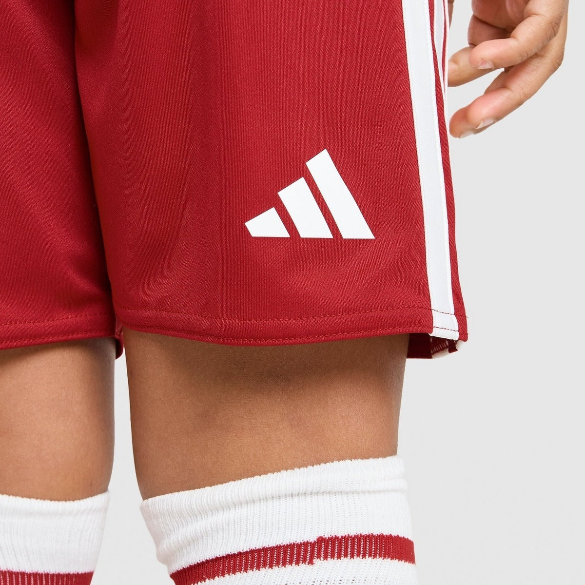 Liverpool Home Kids Kit 2026/27 - photo 8