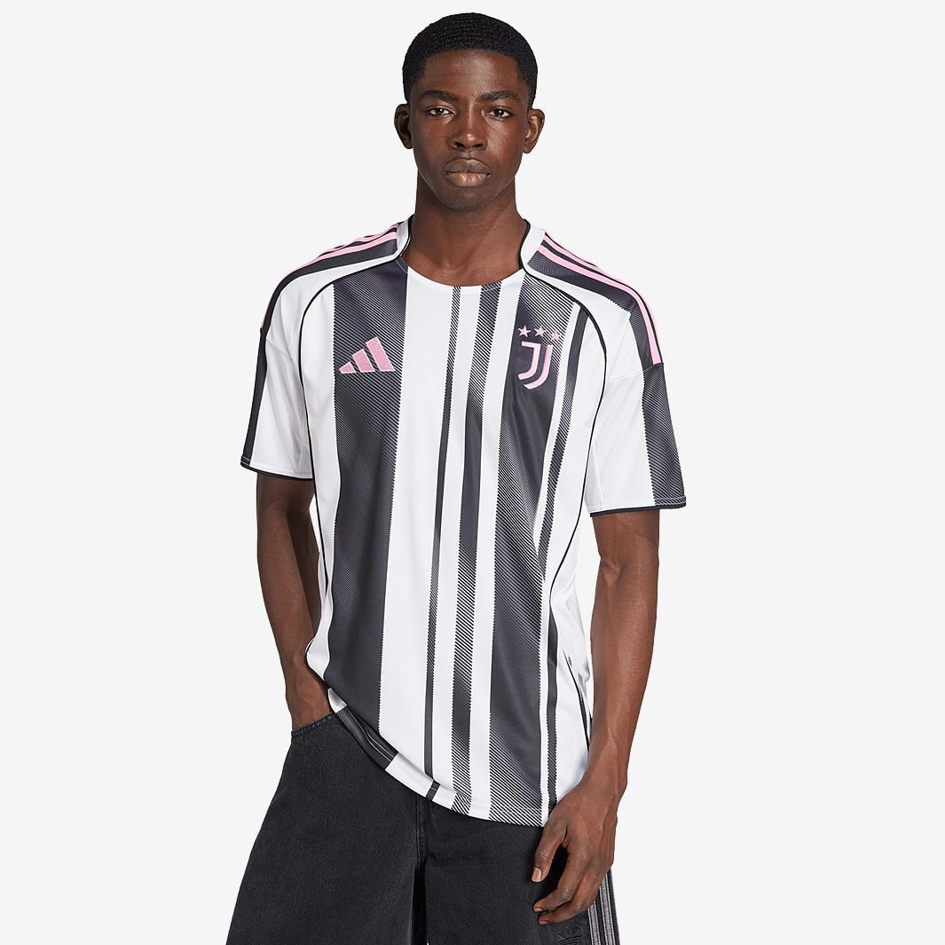 Juventus Home Jersey 2025/26 - photo 2