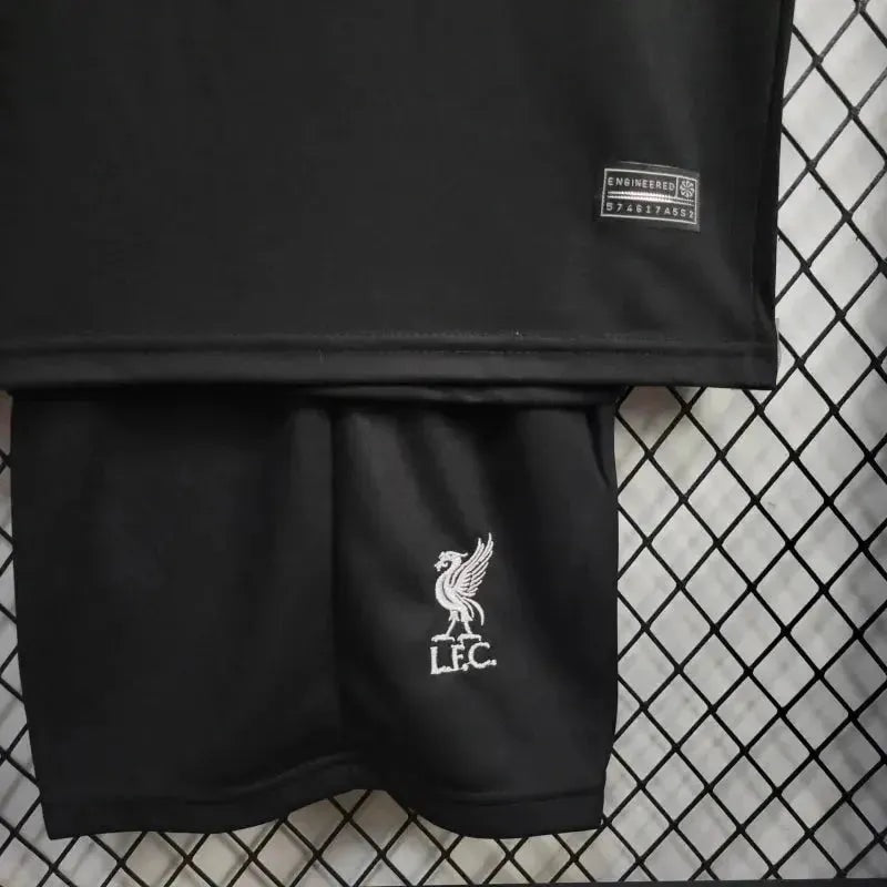 Liverpool Away Kids Kit 2024/25 - photo 9