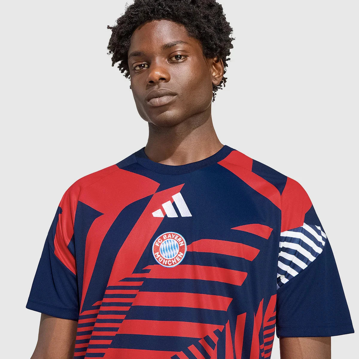Bayern Munich Pre-Match Jersey 2026/27 - photo 3